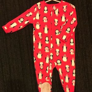 🎄Toddler Girls’ Christmas Footed PJ’s w/Penguins